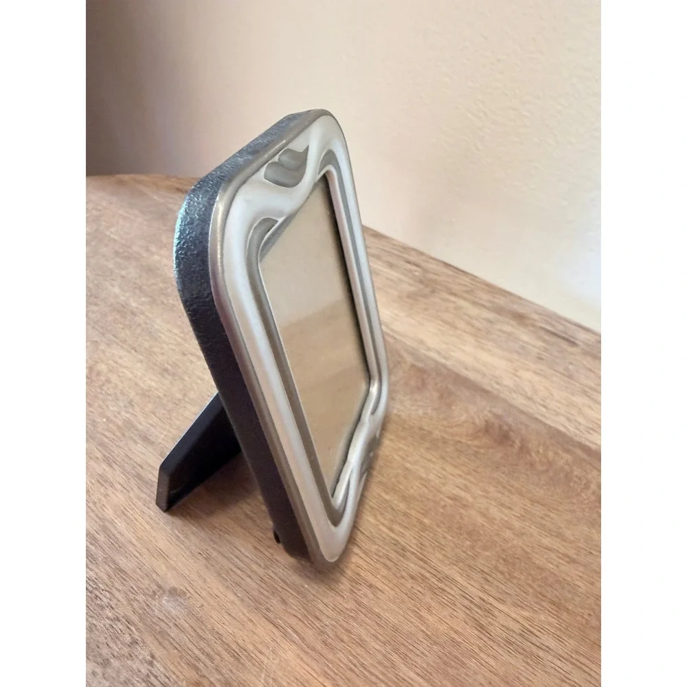 Small Silver Tone Wavy Tiered Tabletop Picture Frame 3.25x4.25 Modern Decor